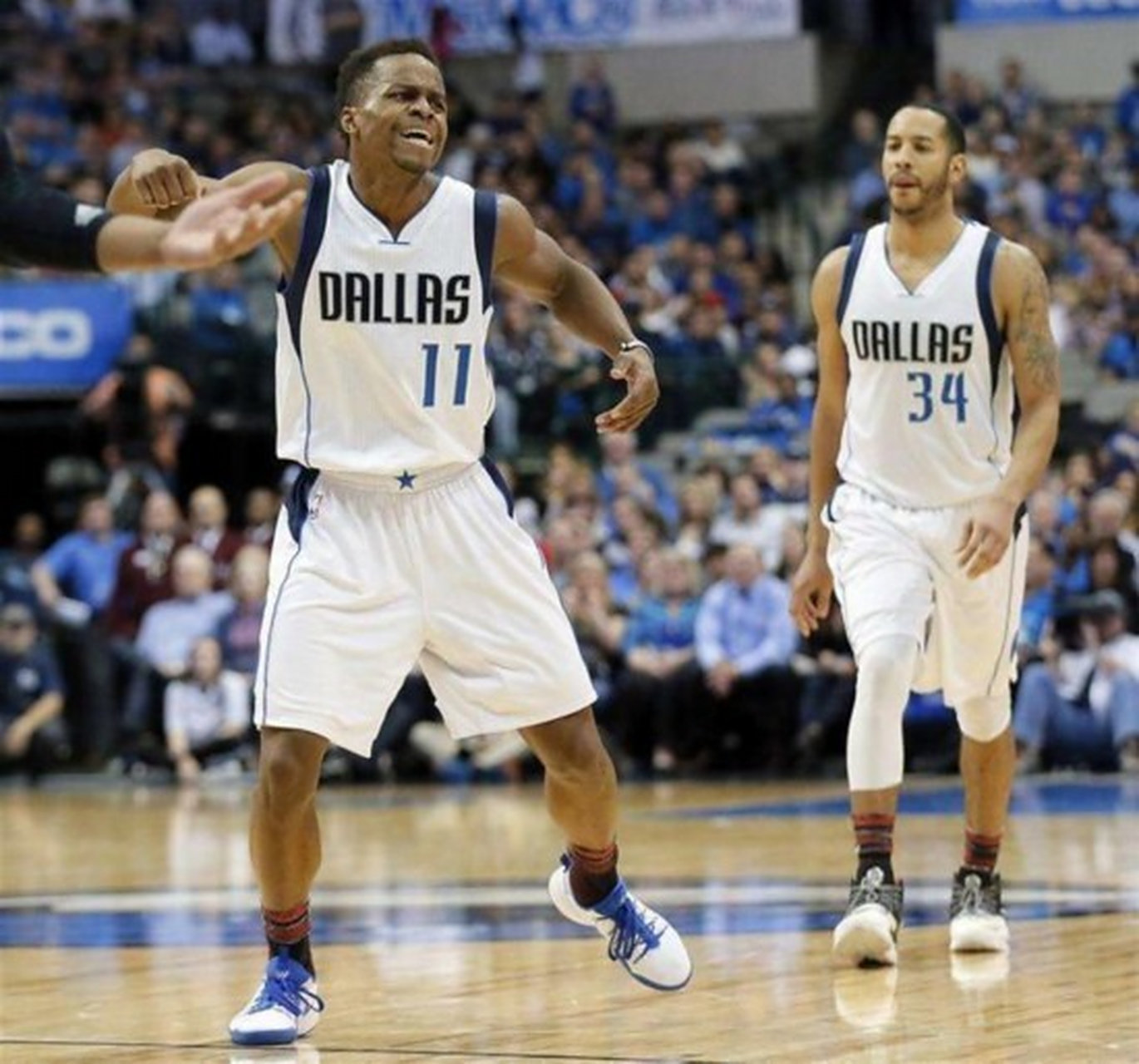 独行侠主场取胜，后卫组合光芒四射