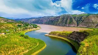 陕西洛南客场战平重庆利丰，争取保级