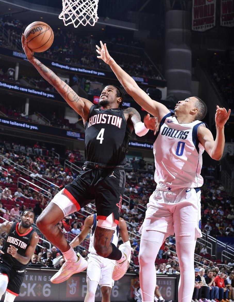 火箭主场力克独行侠，三连胜稳稳在手