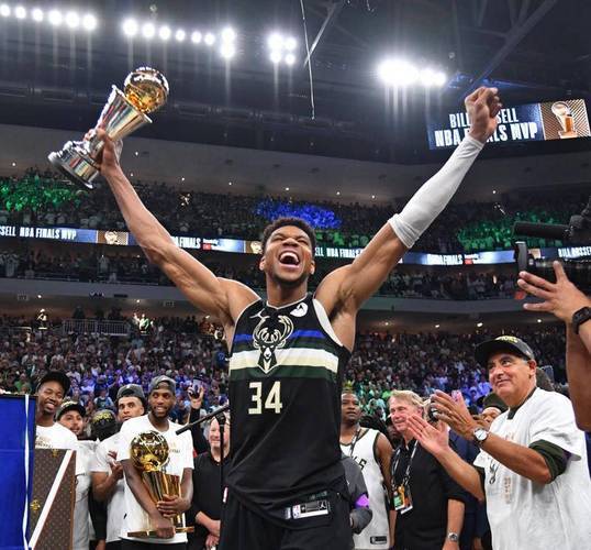 雄鹿击败凯尔特人,字母哥独揽30+分的简单介绍 雄鹿击败凯尔特人,字母哥独揽30+分的简单介绍