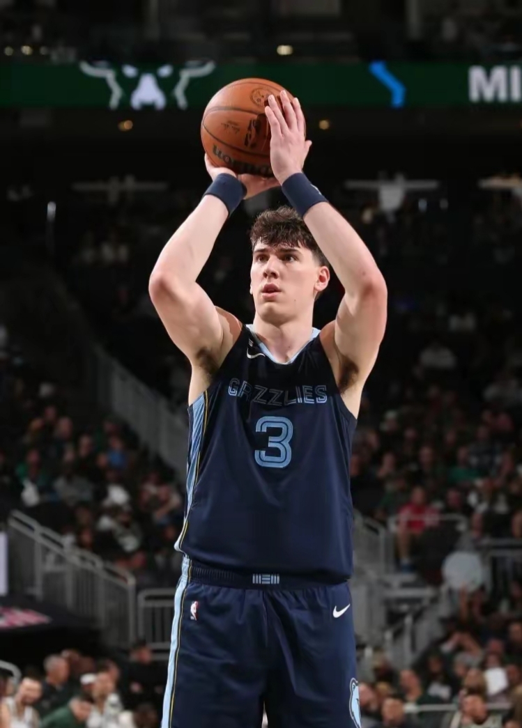 快船绝地反击湖人B队，巴图姆送出助攻