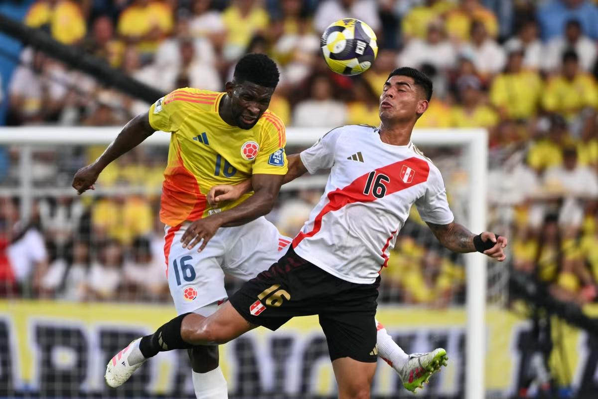 哥伦比亚代表团在摔跤比赛中发挥稳定