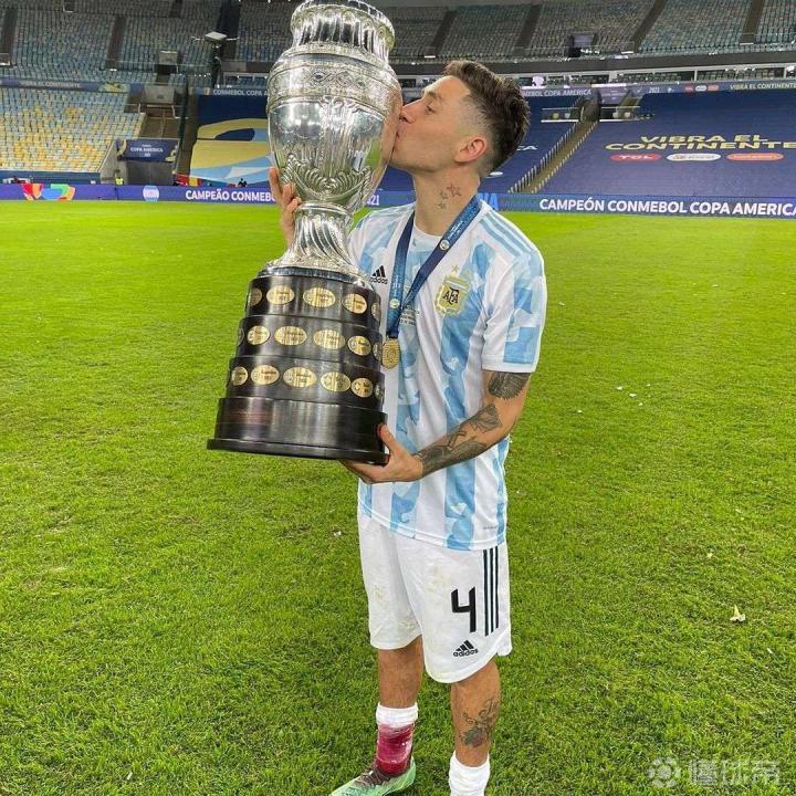 包含塞维利亚新星大放异彩,豪取关键三分的词条 包含塞维利亚新星大放异彩,豪取关键三分的词条