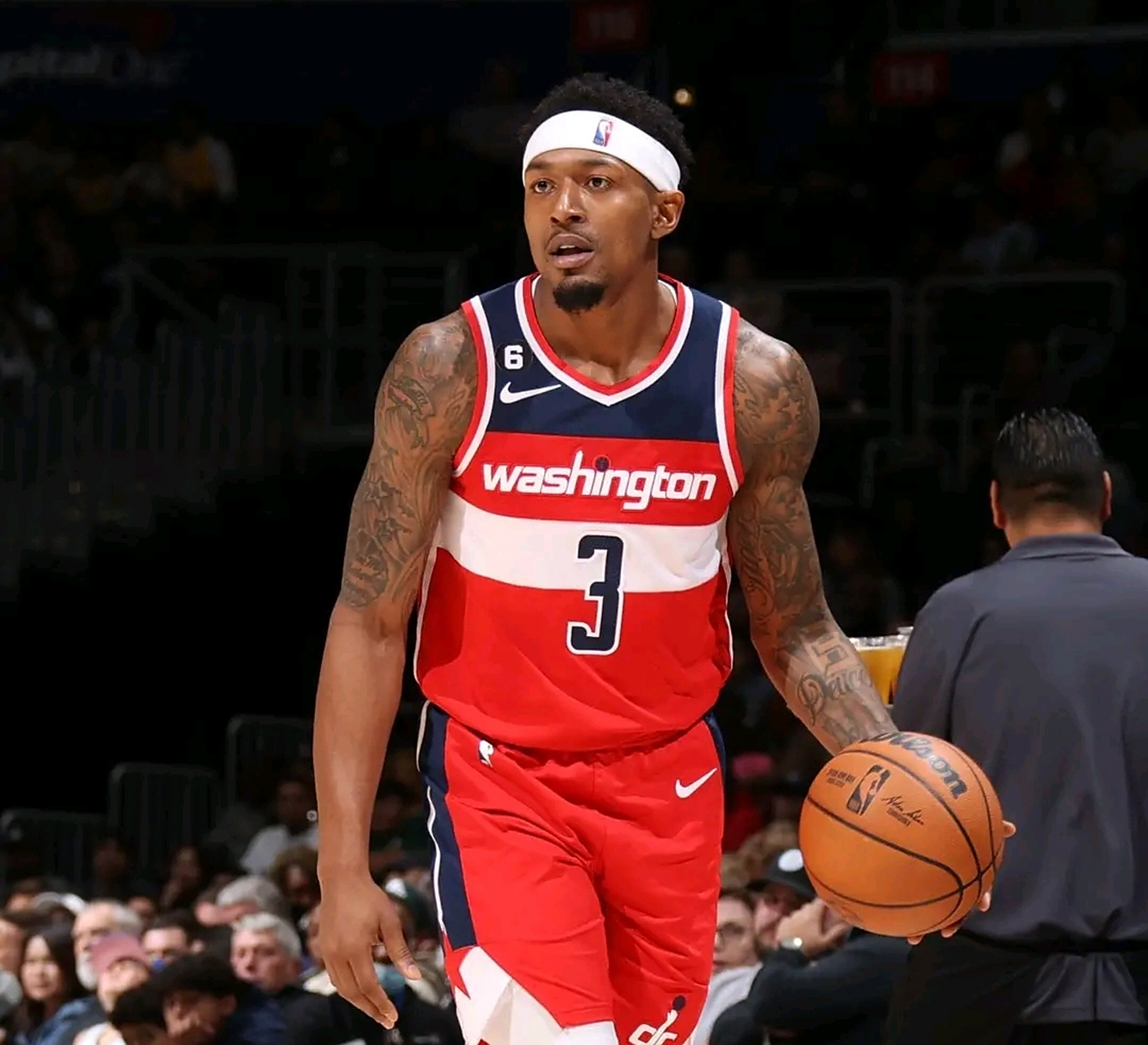 奇才绝杀魔术,布拉德利一己之力扛起全队 奇才绝杀魔术,布拉德利一己之力扛起全队